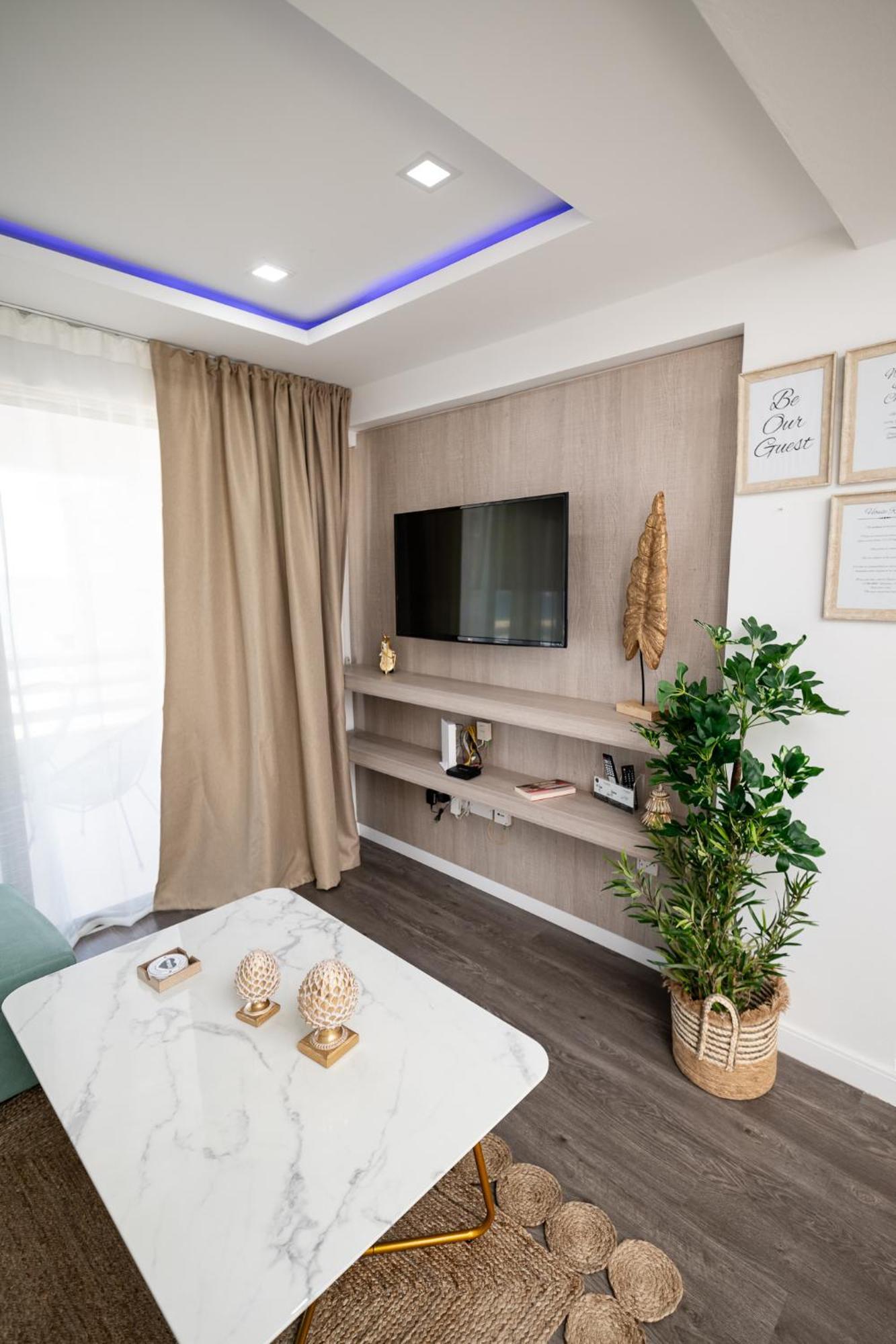 Lazuli Beachfront Apartment 144 Larnaka Exterior foto